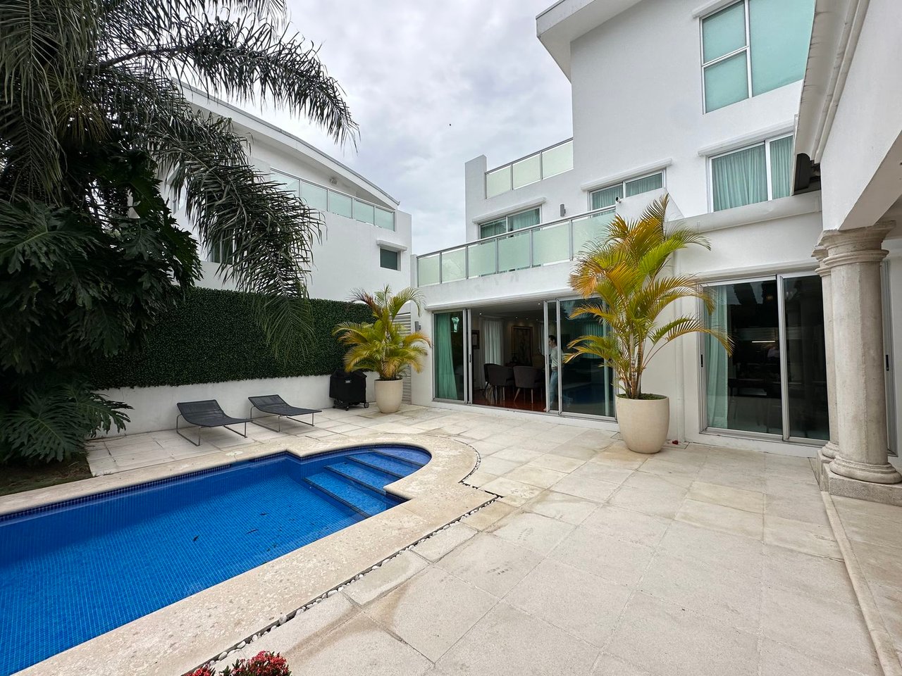 Private Pool Modern Residence, Santa Ana, San Jose