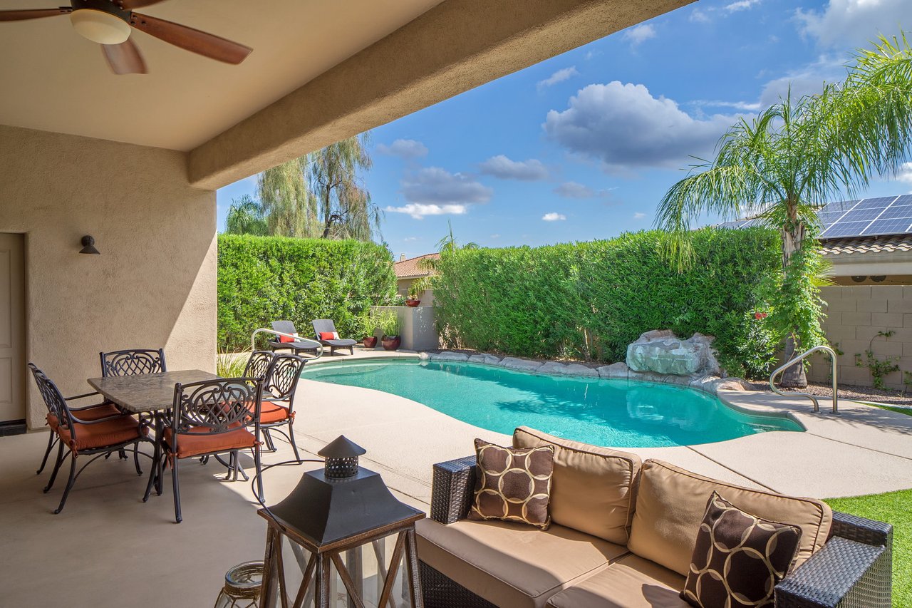 Beautifully Updated Oro Valley Home