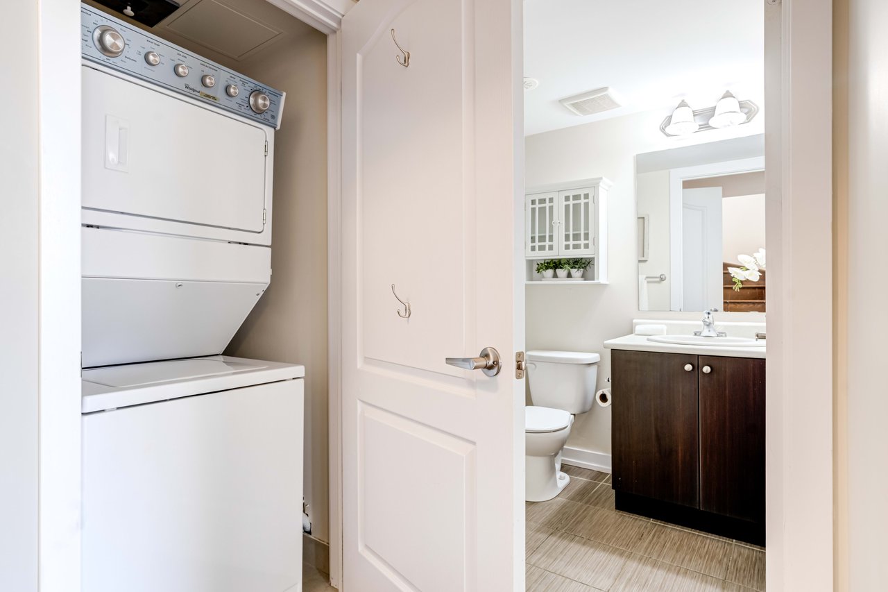 112-2 Dunsheath Way