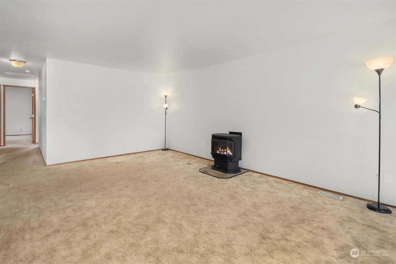 19104 11th Ave Ct