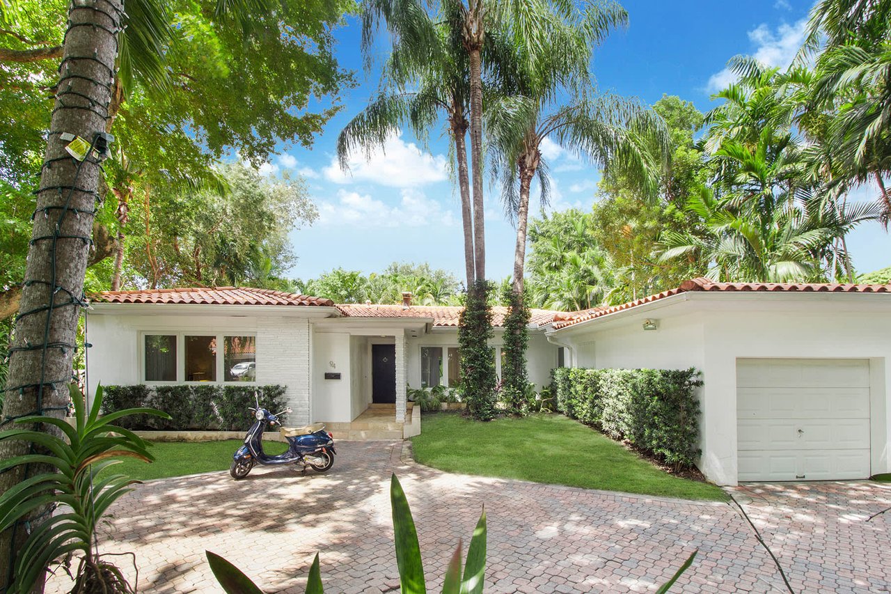 Bay Heights Perfection