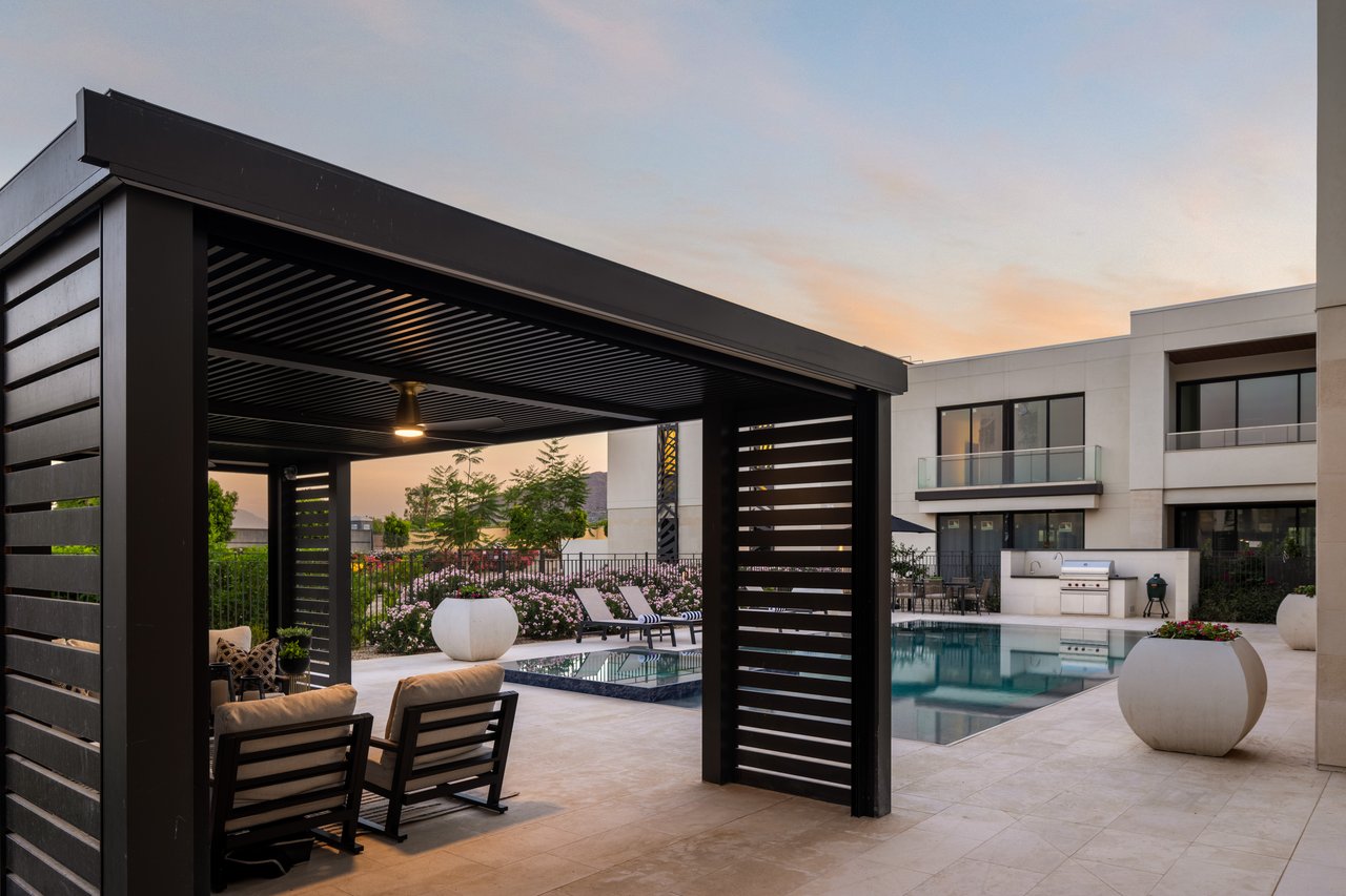 6587 N PALMERAIE Boulevard, 1050