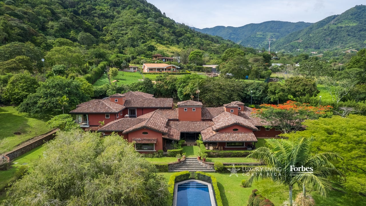 19759 - Luxury Hacienda Estate for Sale in Santa Ana | Villa Artesana