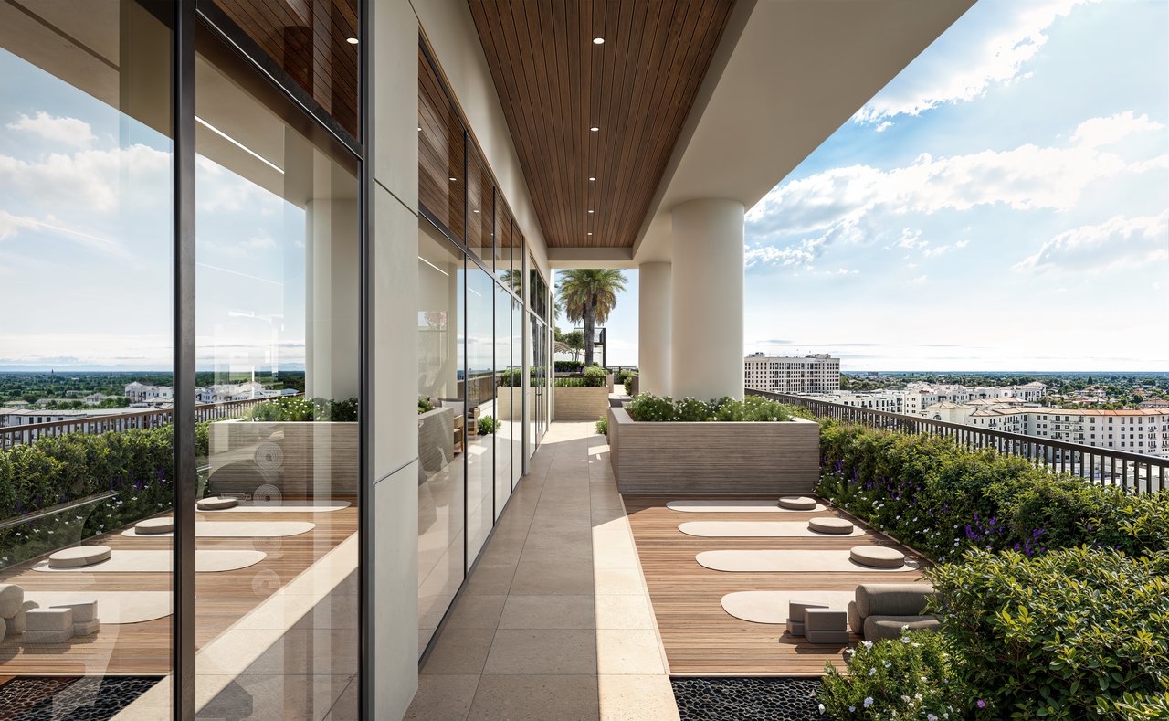 Cora: Coral Gables