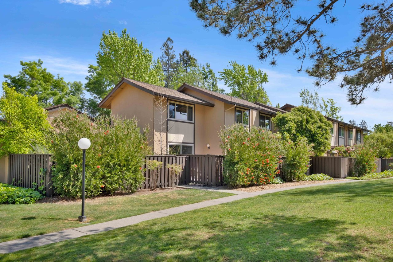 1812 Countrywood Ct.