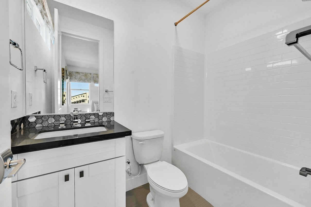 12070 Granite Canyon