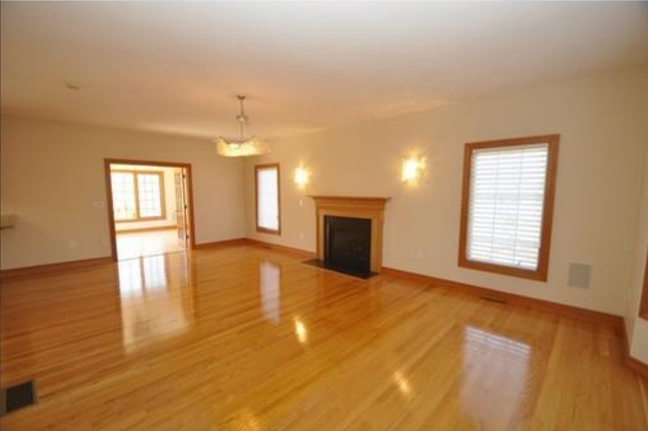 13 Meadowlark Farm Ln