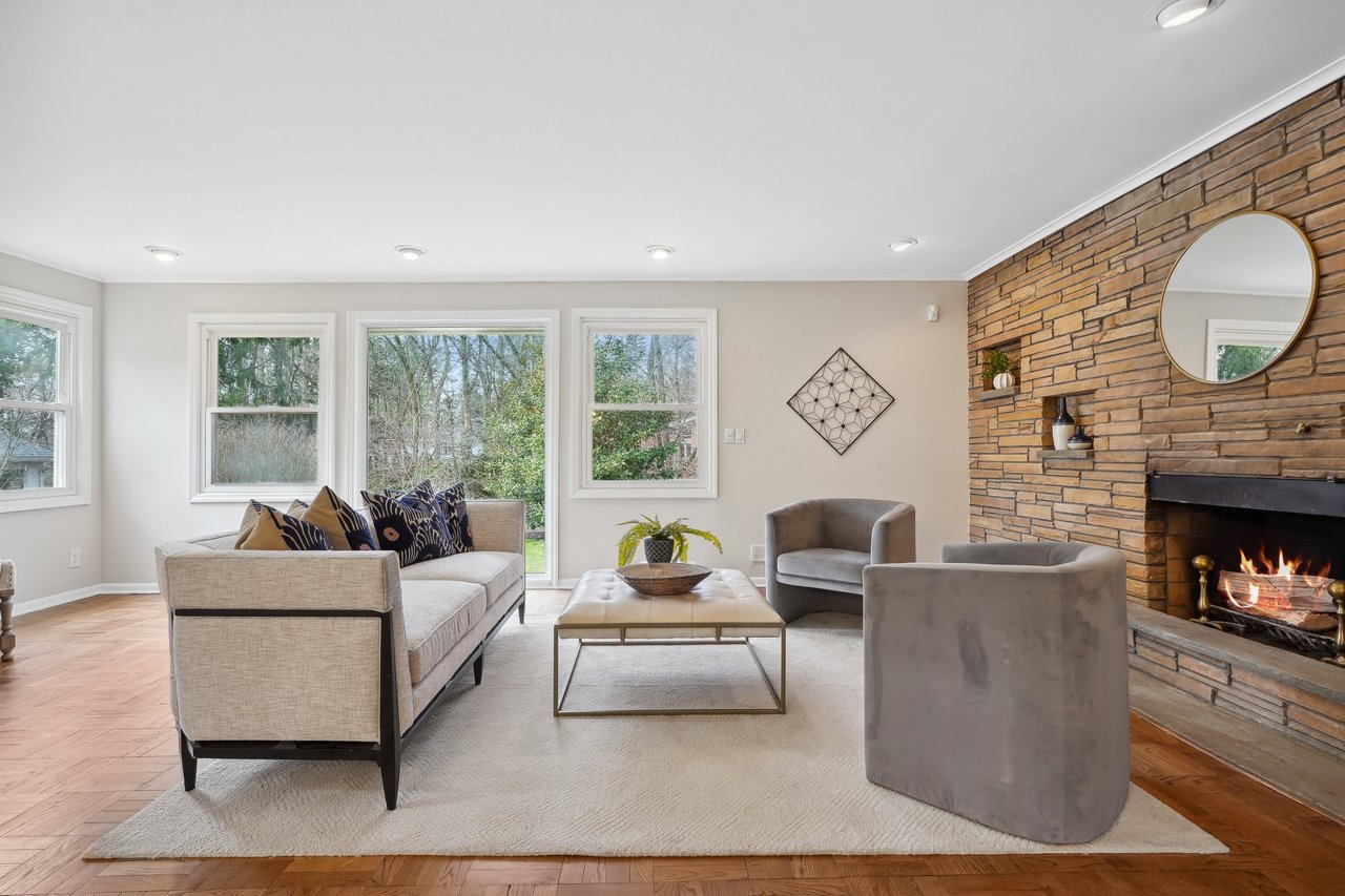 31 Glenside Dr