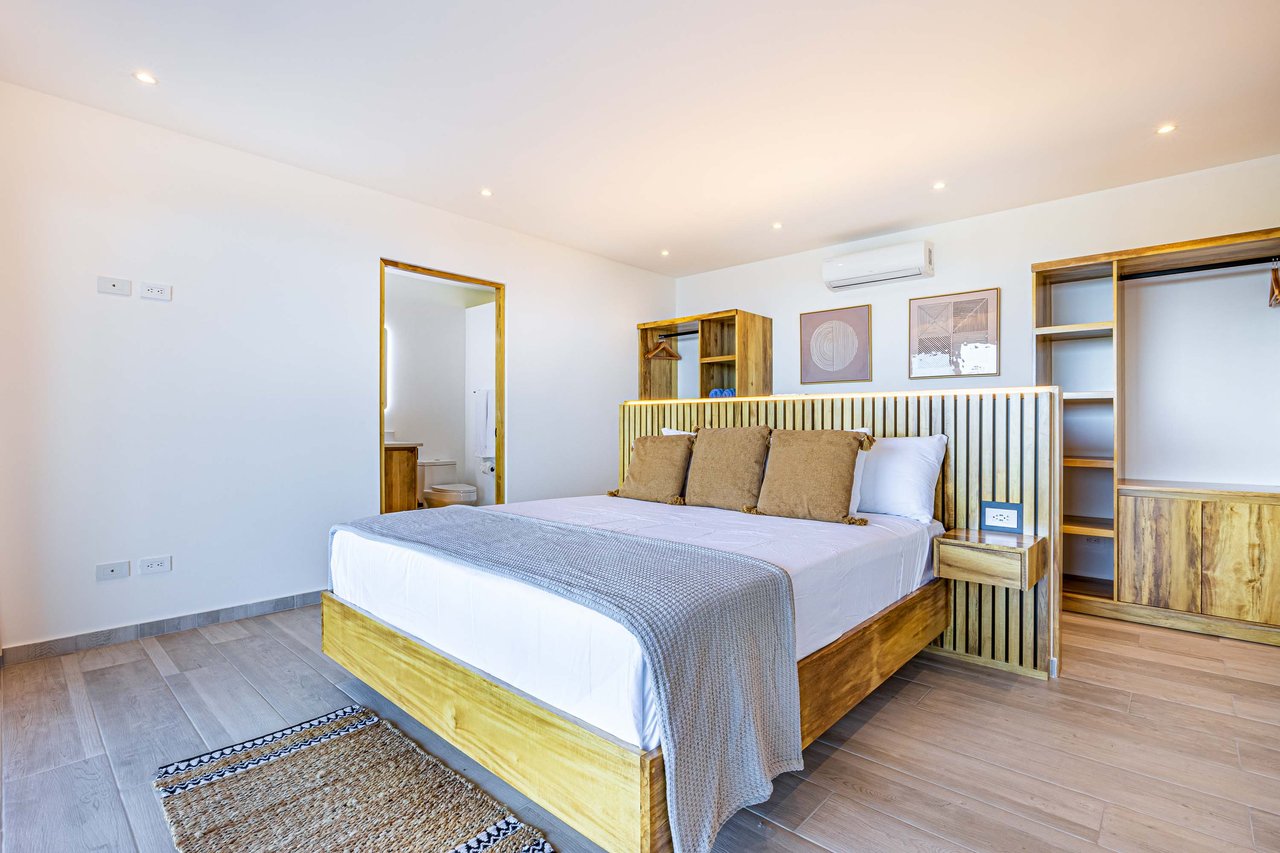 Exclusive Luxury Villa with Infinity Pool