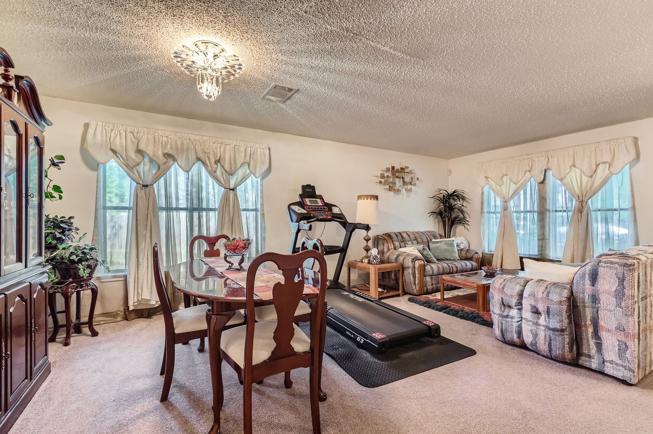 15300 lola Cove