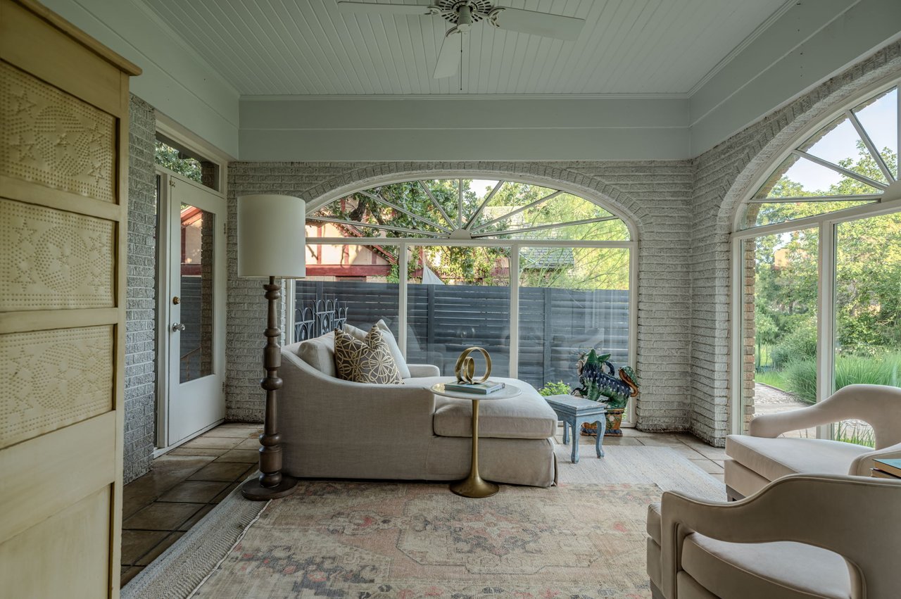 106 Laurel Lane