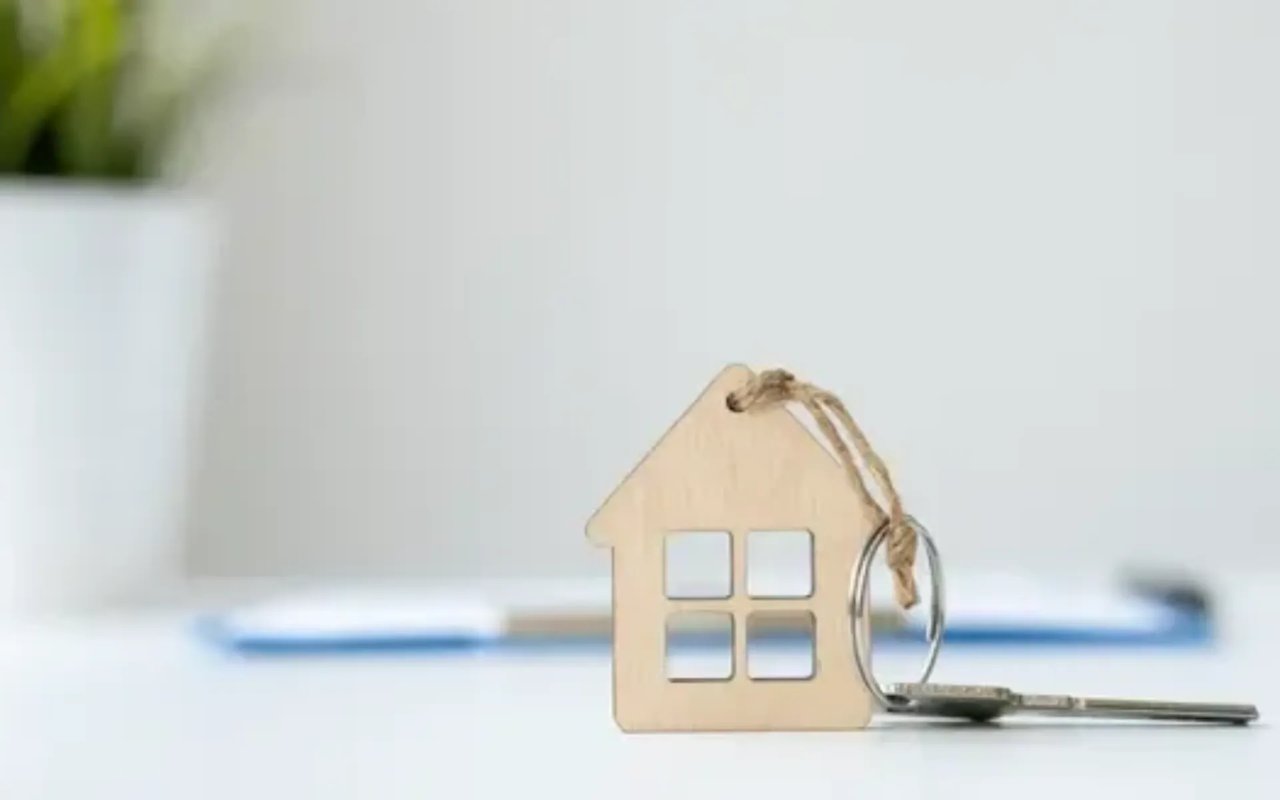 Before You Fall in Love with a House, Do This First