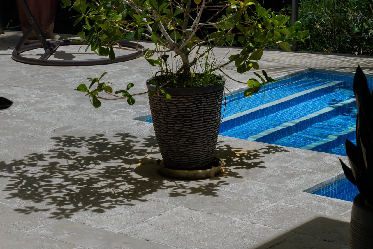 Charming 2 Bedroom Home + Studio located in heart of Uvita 