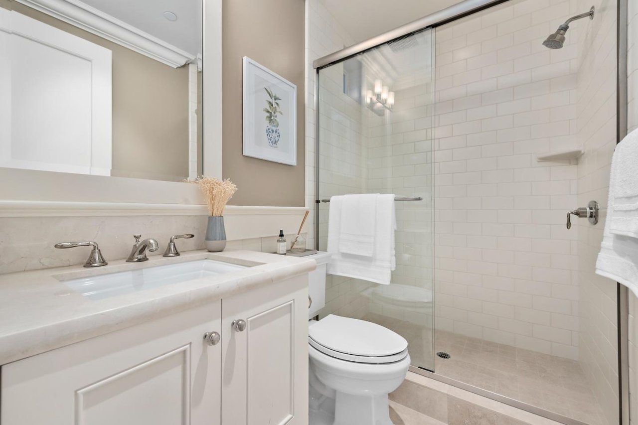 1795 Bay Laurel Dr