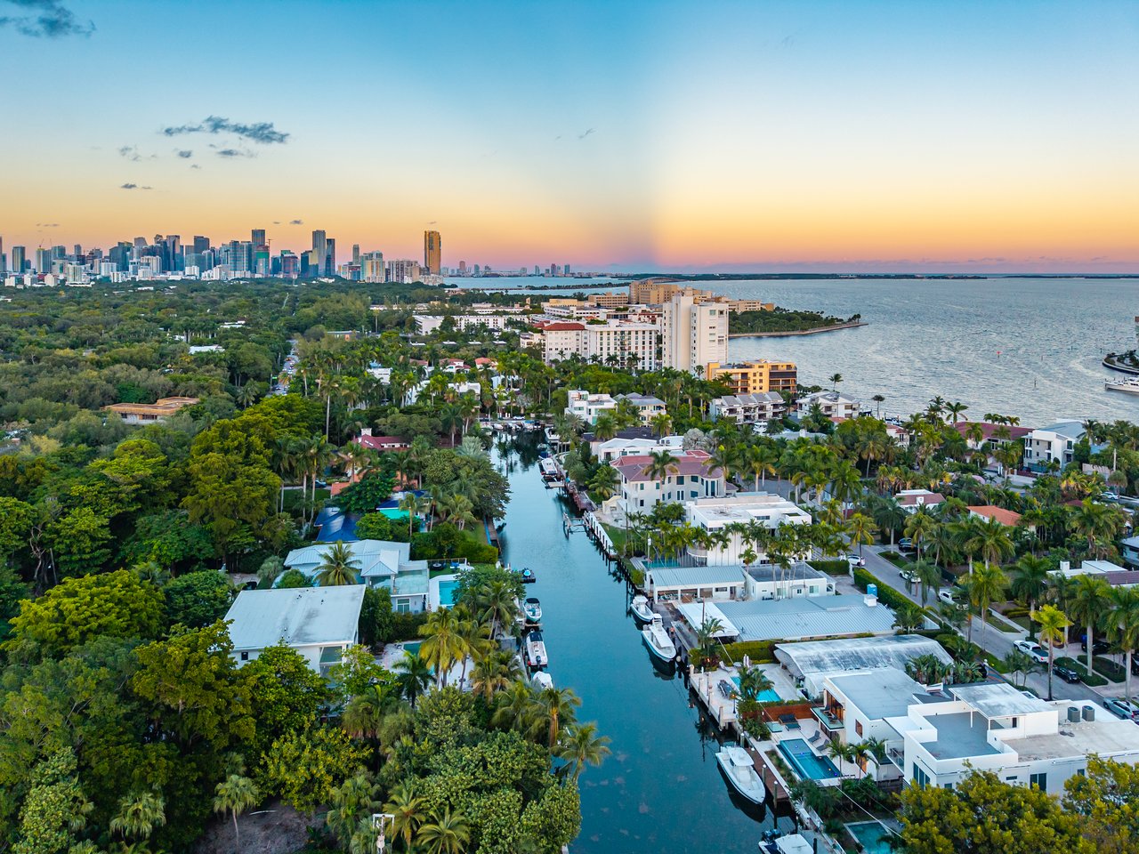 1815 Fairhaven Pl, Miami