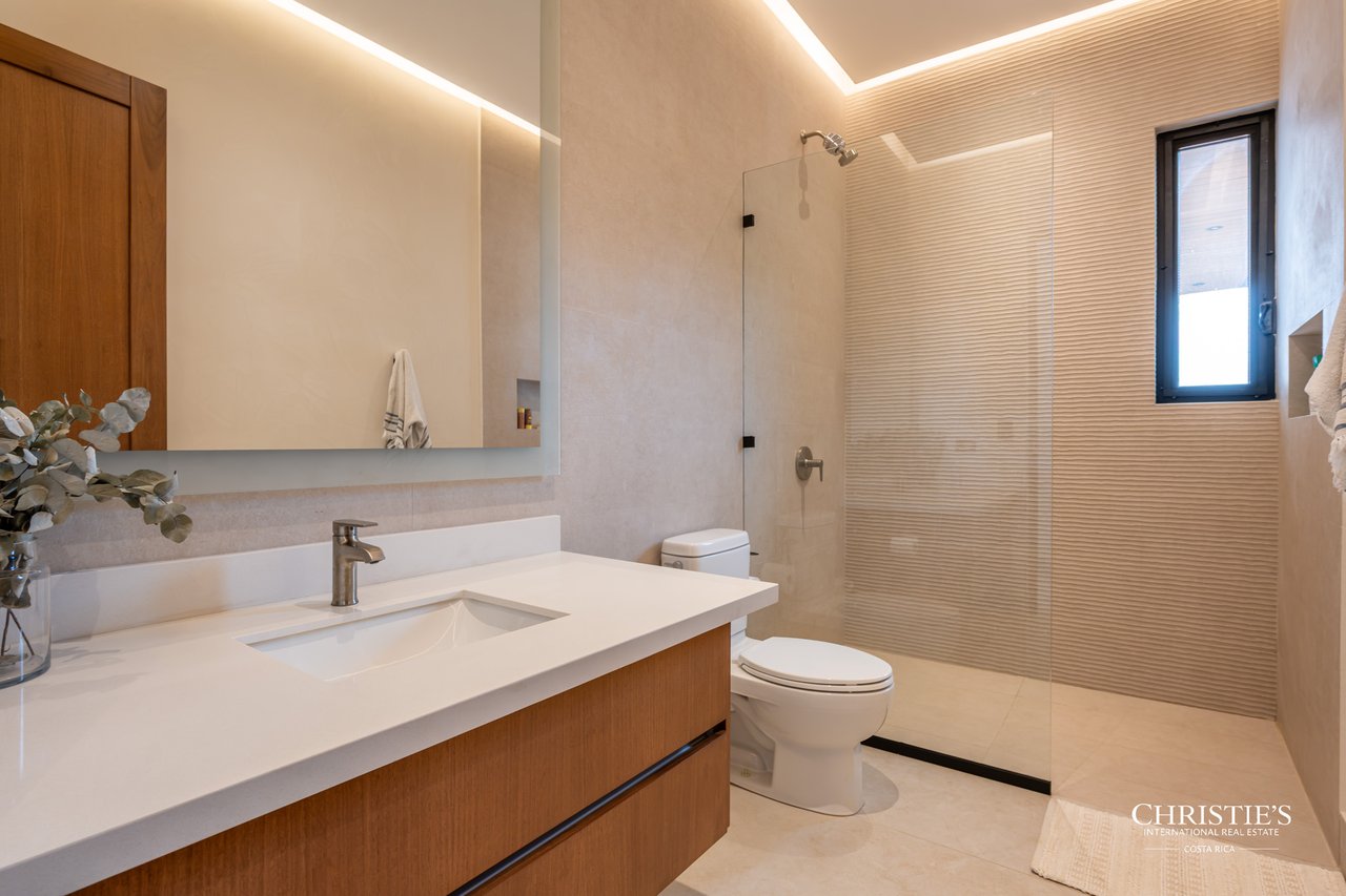 Casa Jade | Contemporary Resort Living in Hacienda Pinilla 