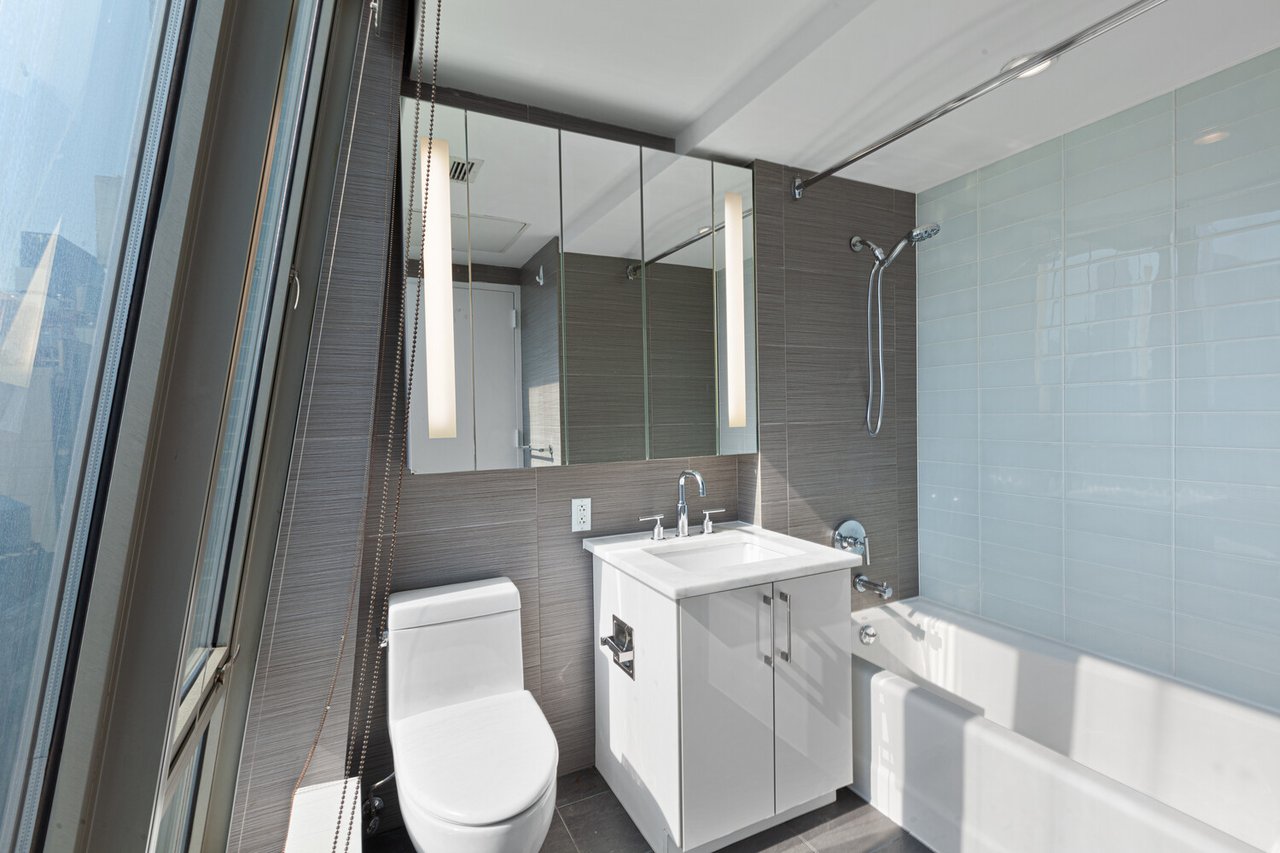 3 West 36th Street, Apt PH2C