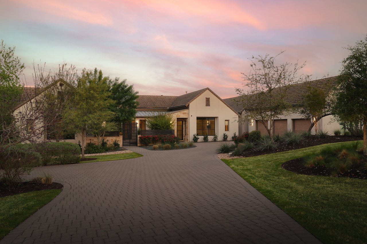 4717 Peralta Lane