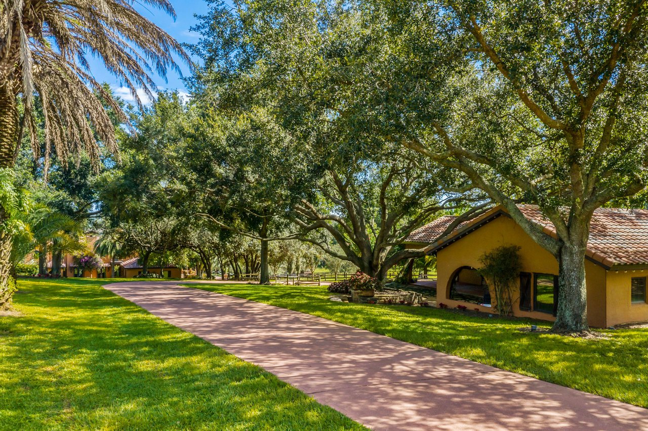12421 Sullivan Rd