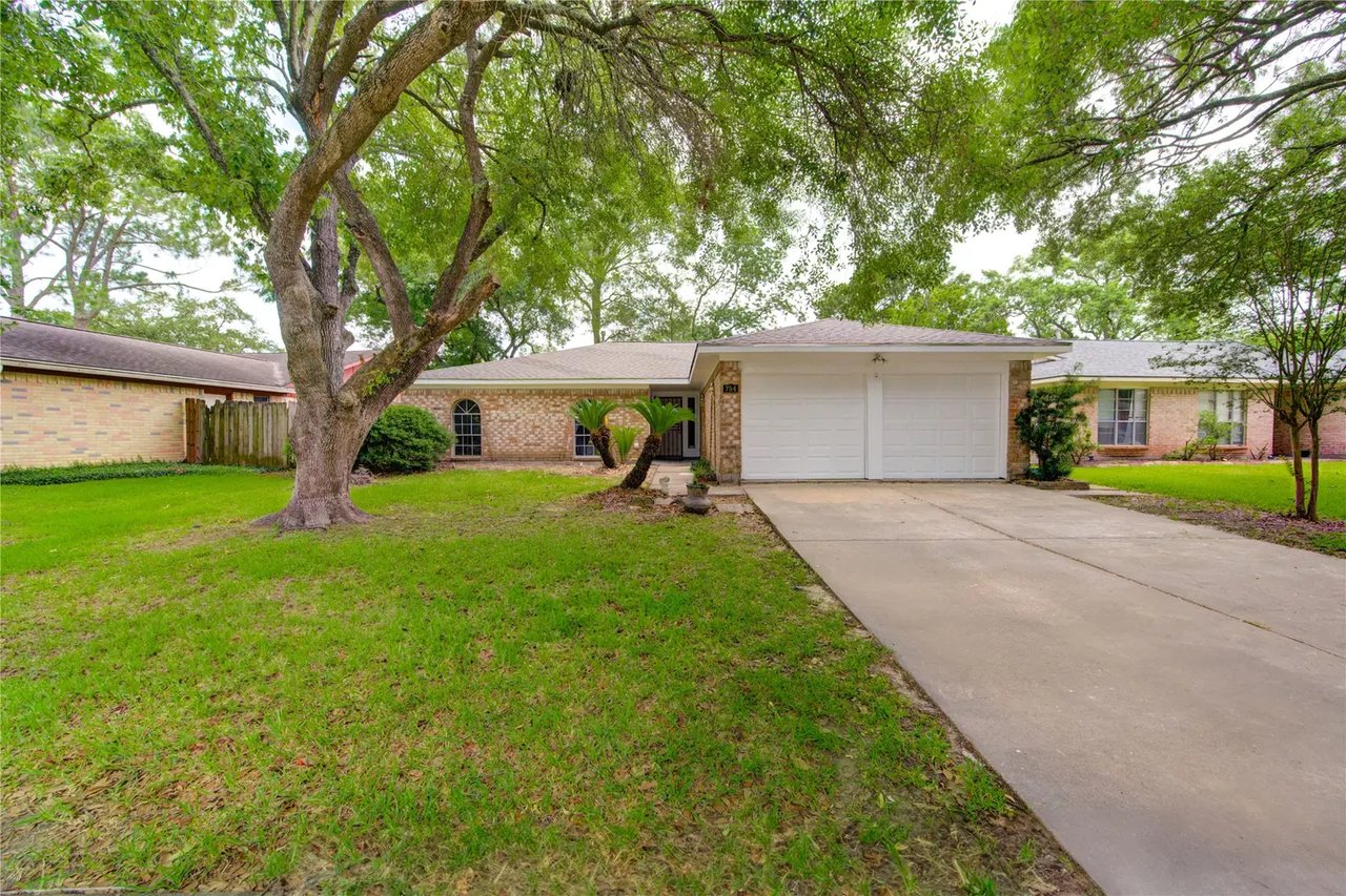 754 Seamaster Dr