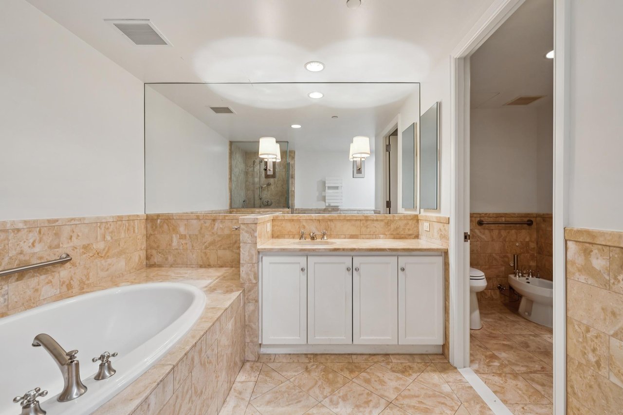 765 Market St, #27D