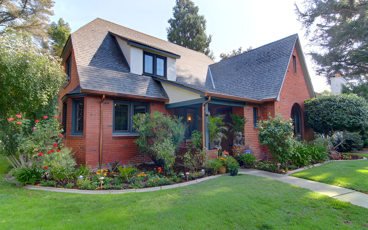 Gorgeous Land Park Brick Tudor!