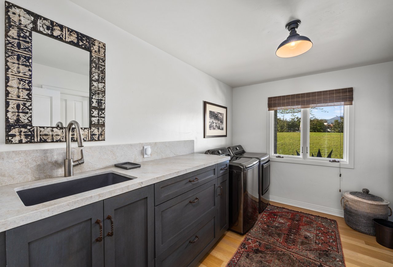 CONTEMPORARY HACIENDA with Privacy, Views, and Quality Craftsmanship