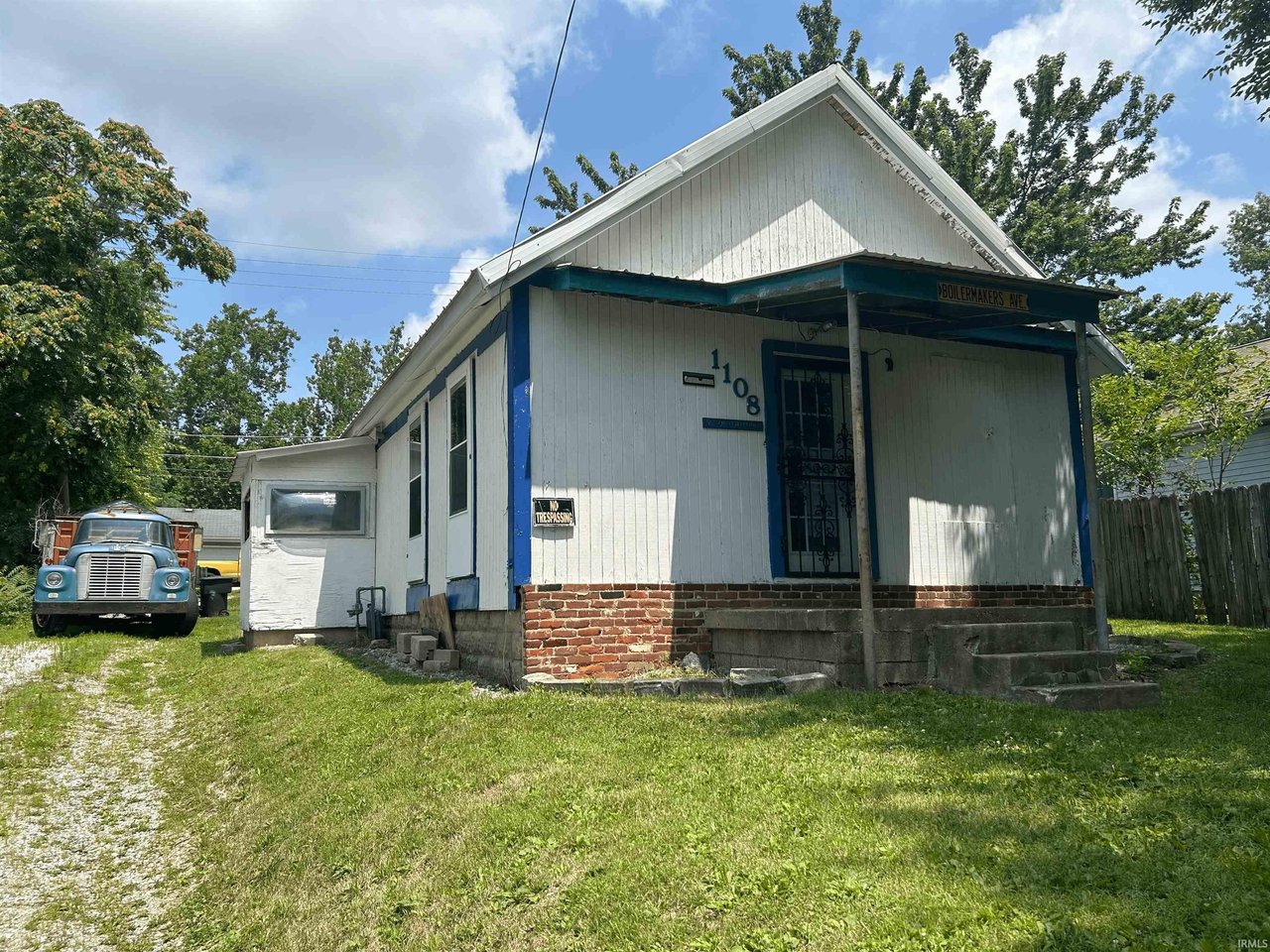1108 Potomac Ave