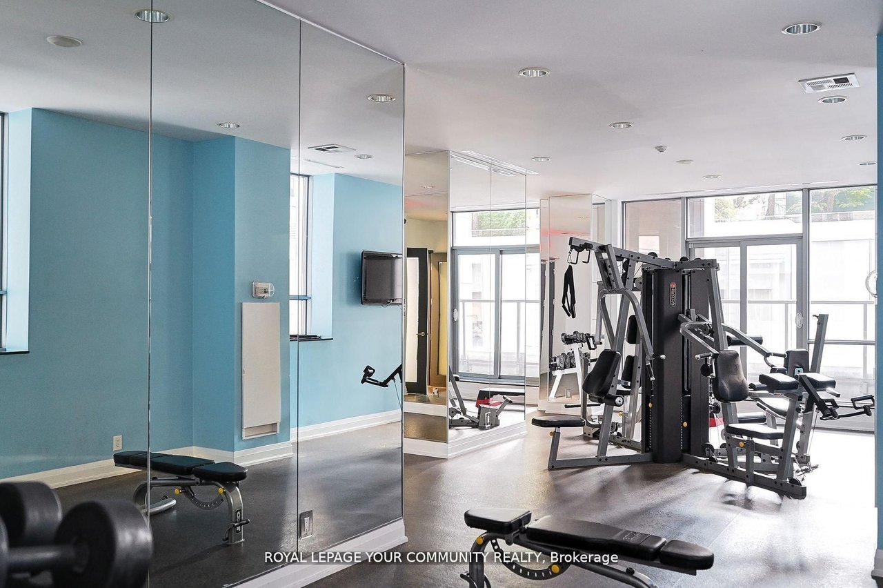 PREMIUM YORKVILLE LIVING