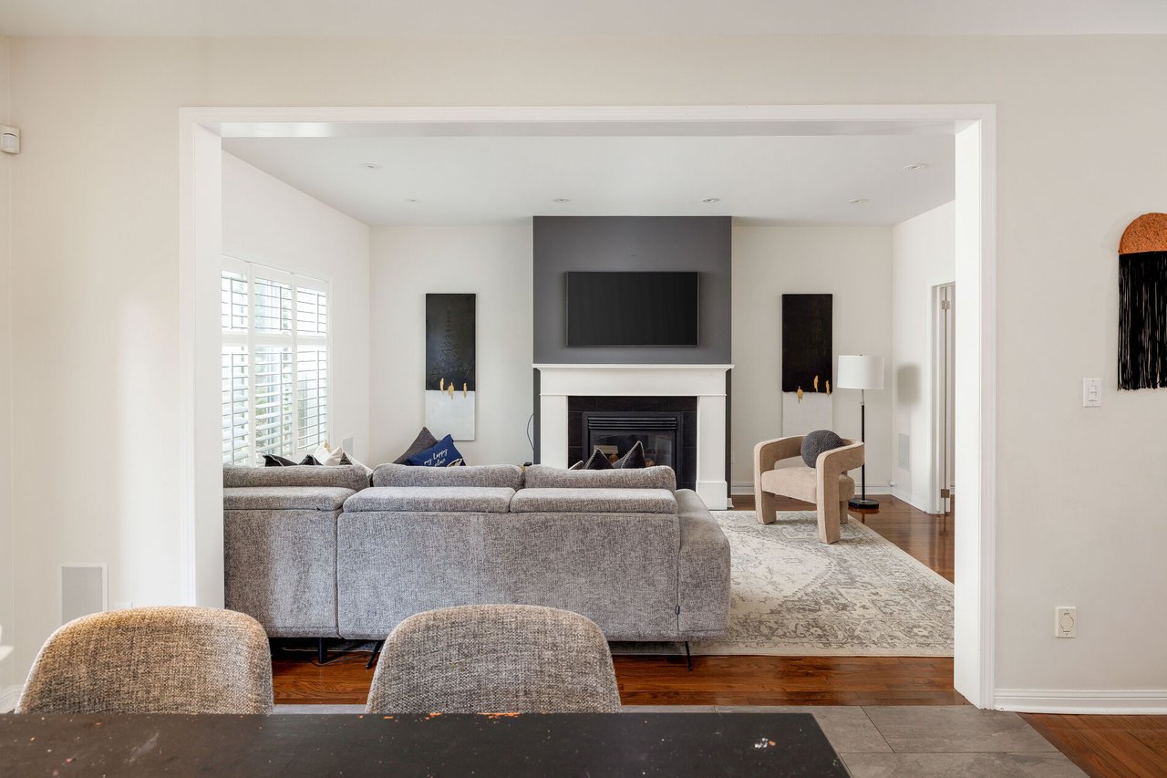 2202 Brookhaven Crescent