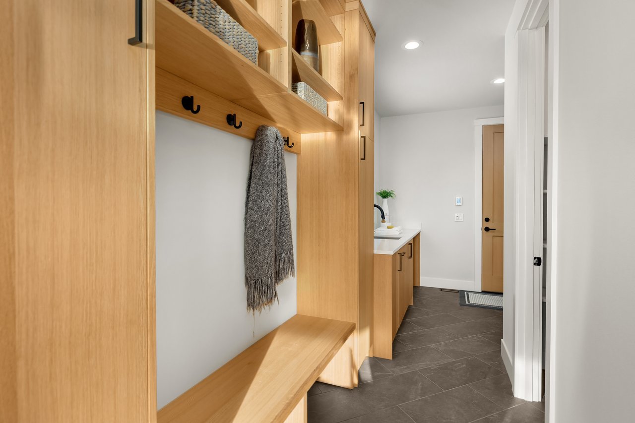 2241 Forest Ridge Drive