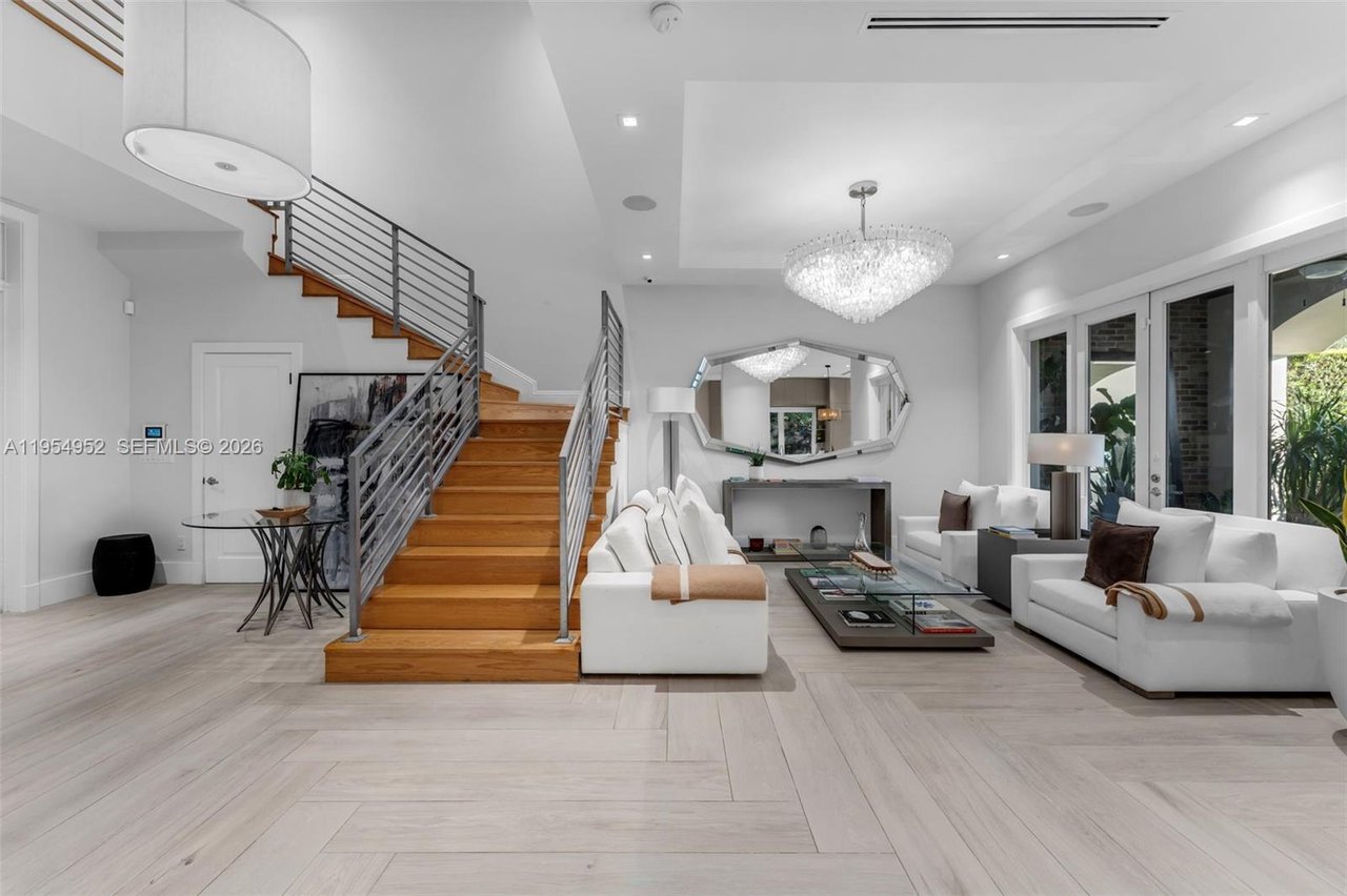 4819-university-drive-coral-gables-pool-home-sold