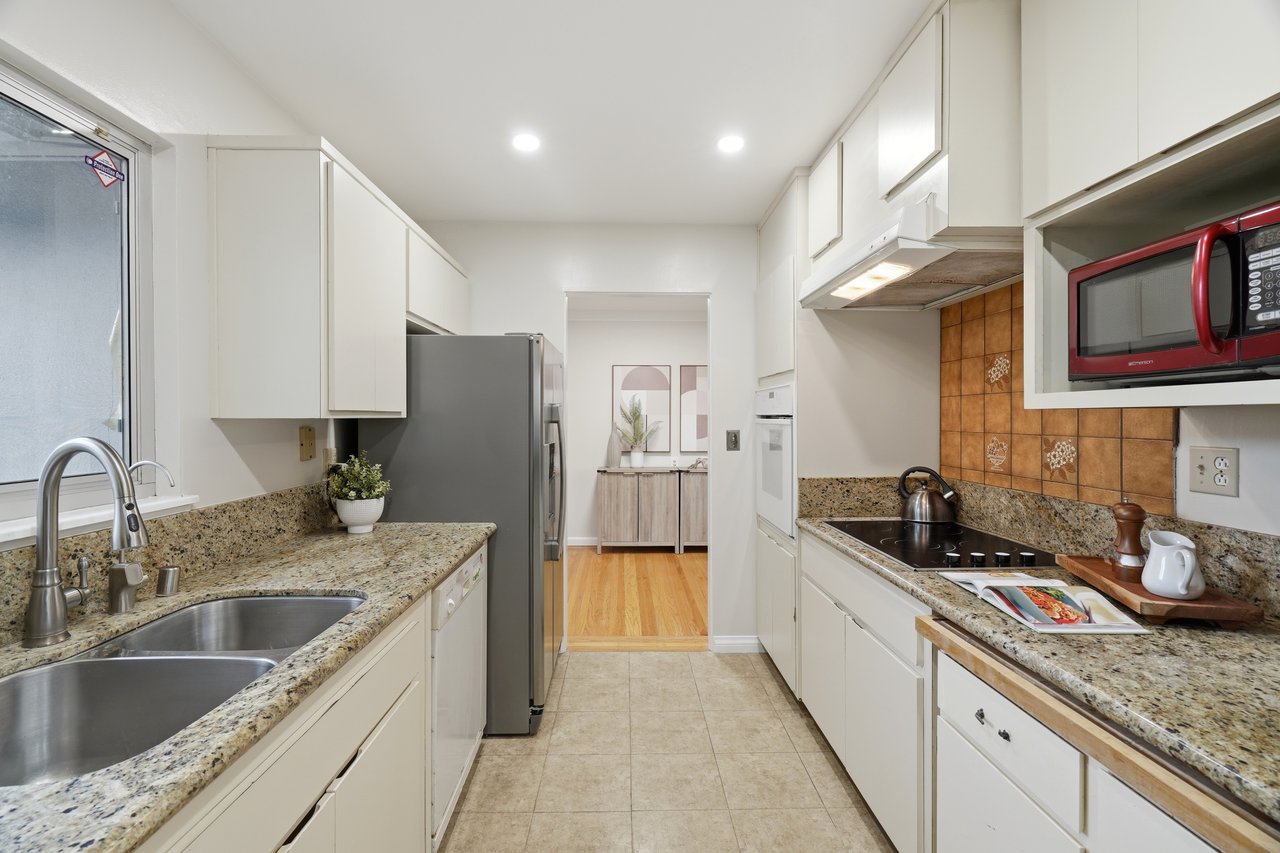 3240 Santa Maria Avenue