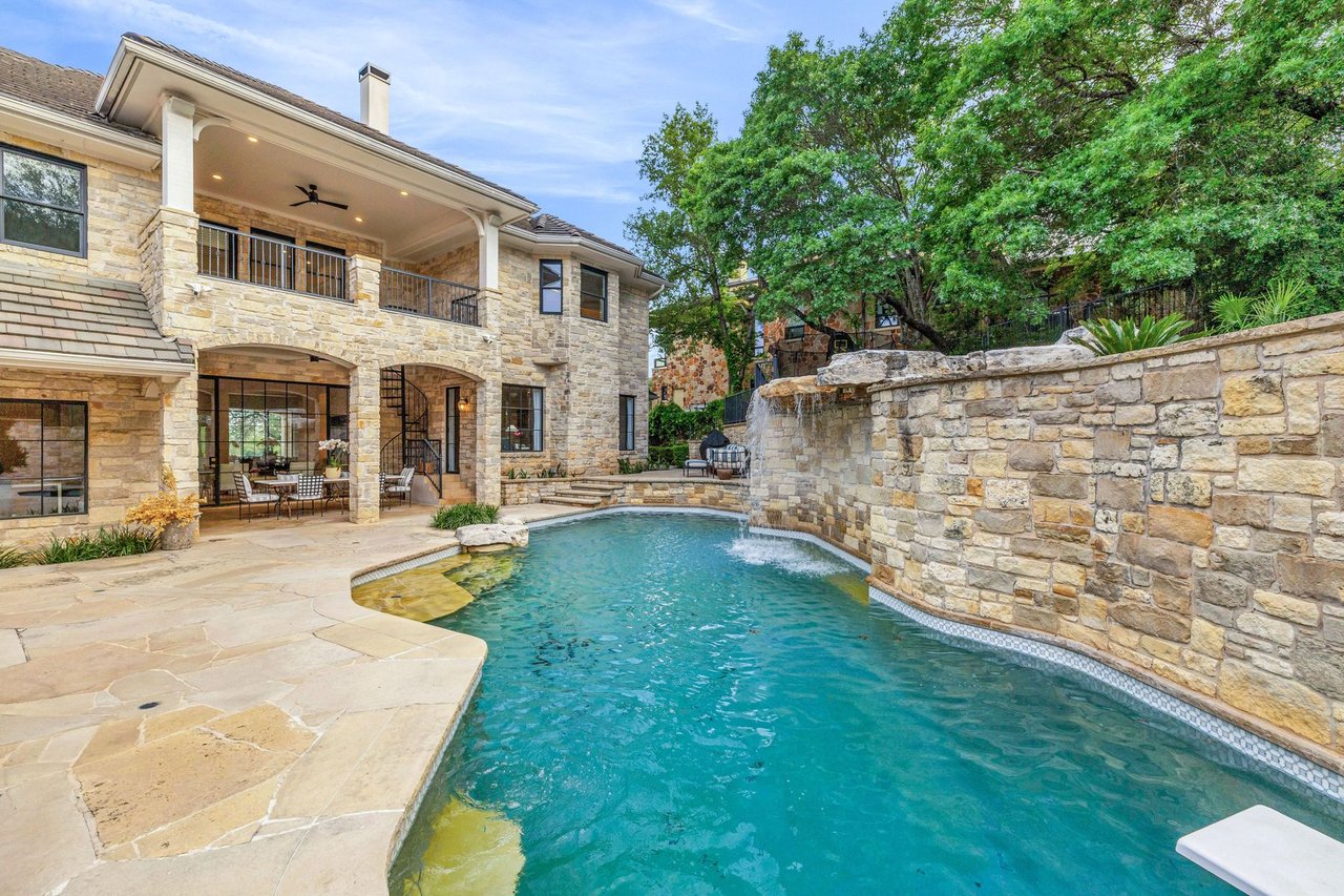 The Summit House