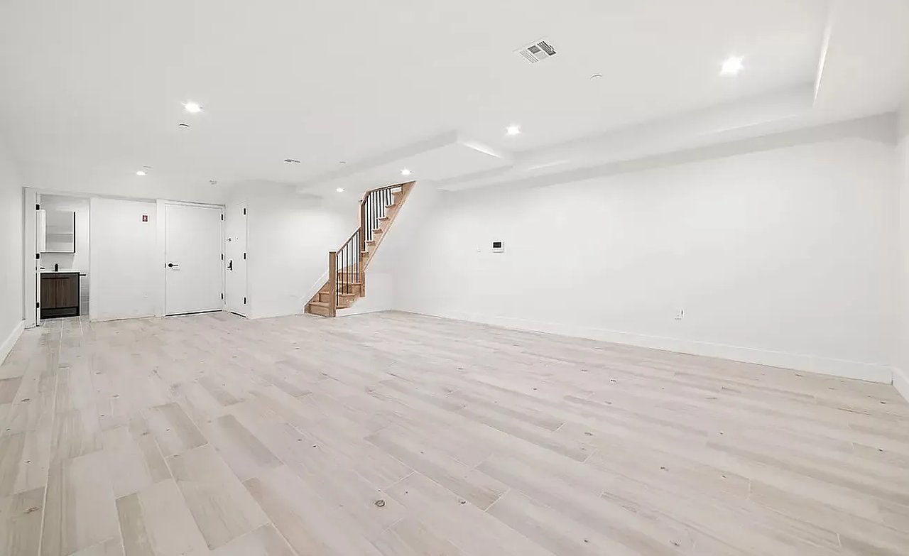 727 De Kalb Avenue 1B