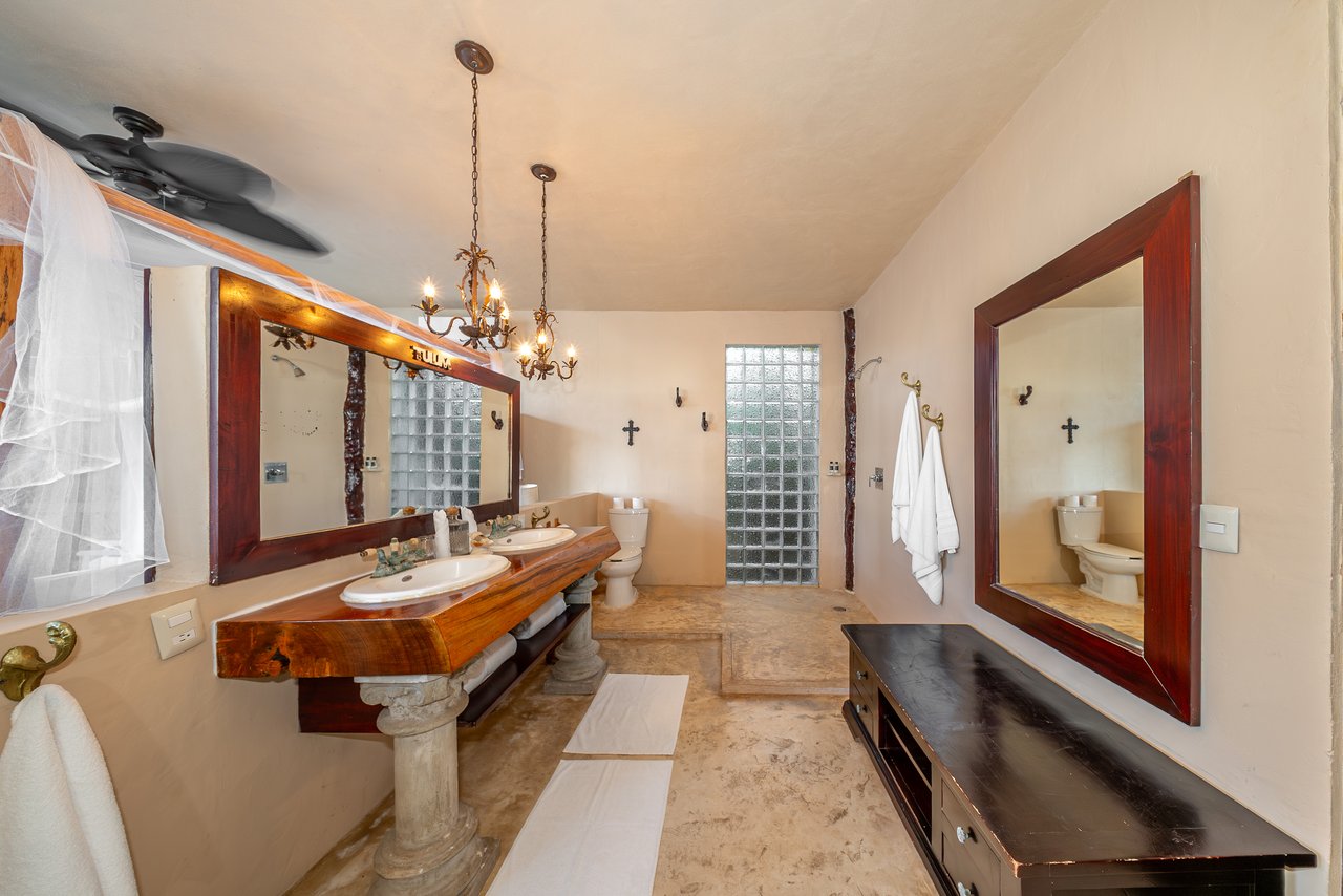 Casa Chic Tulum | Rare Beachfront Estate in Hotel Zone