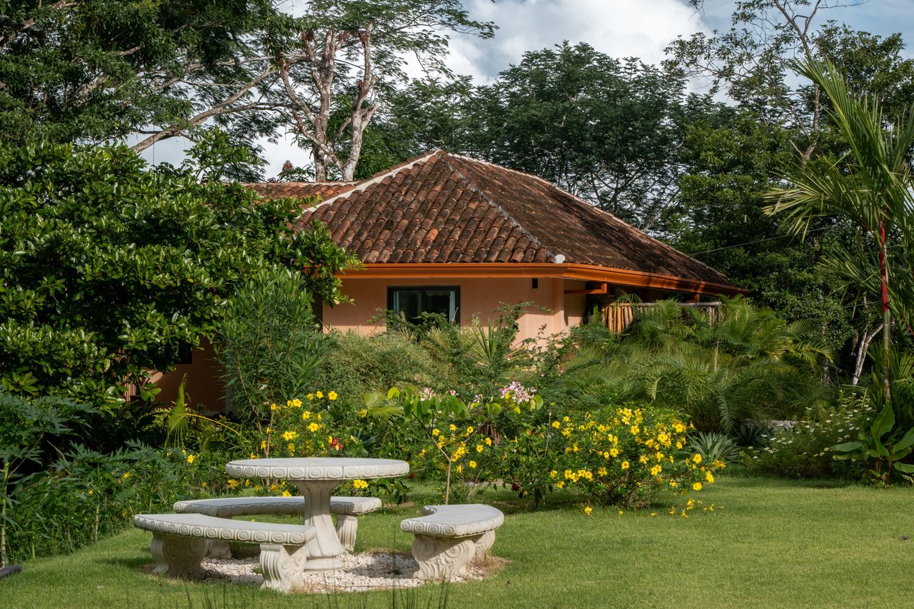 Chakra Bohemian Retreat / Las Delicias, Montezuma , Cóbano