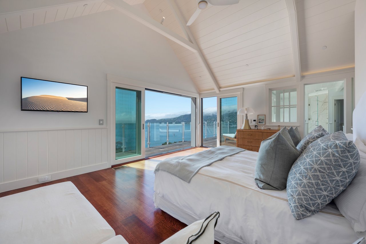 Stunning View Residence