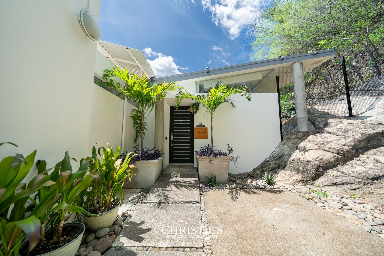 Glass House with Stunning Ocean Views and Award-Winning Design in Costa Rica, Guanacaste - Casa Holmes