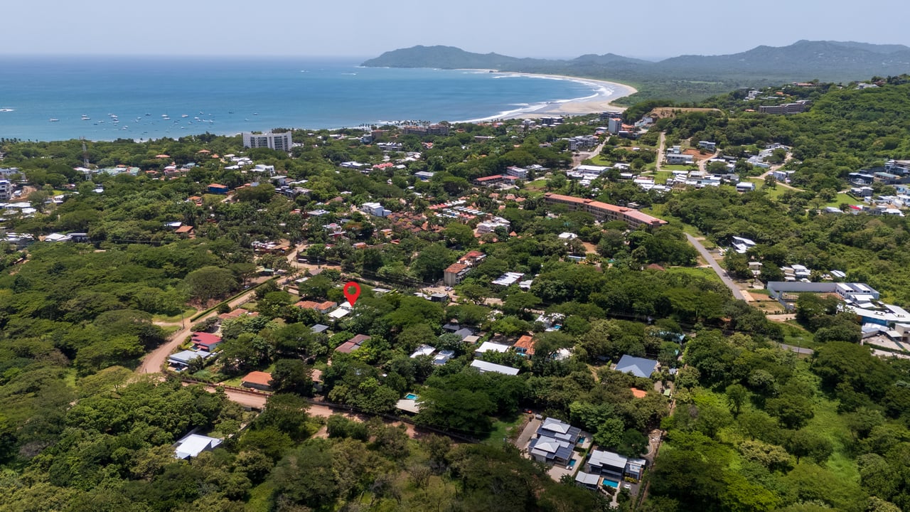 Casa Karibe | Vibrant 5-Bedroom Caribbean-Inspired Villa with Pool in Gated Tamarindo Community