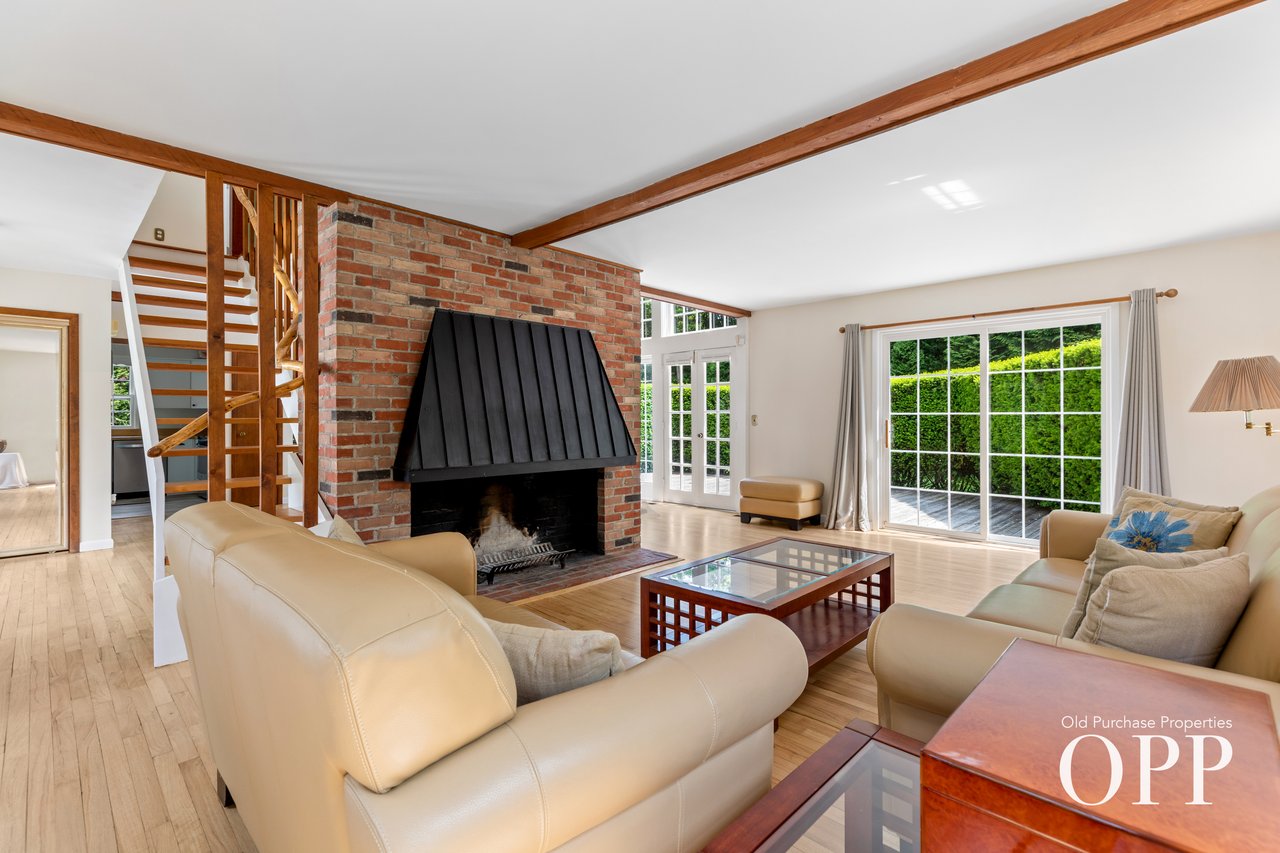 2/3 Acre Gem in the Hamlet