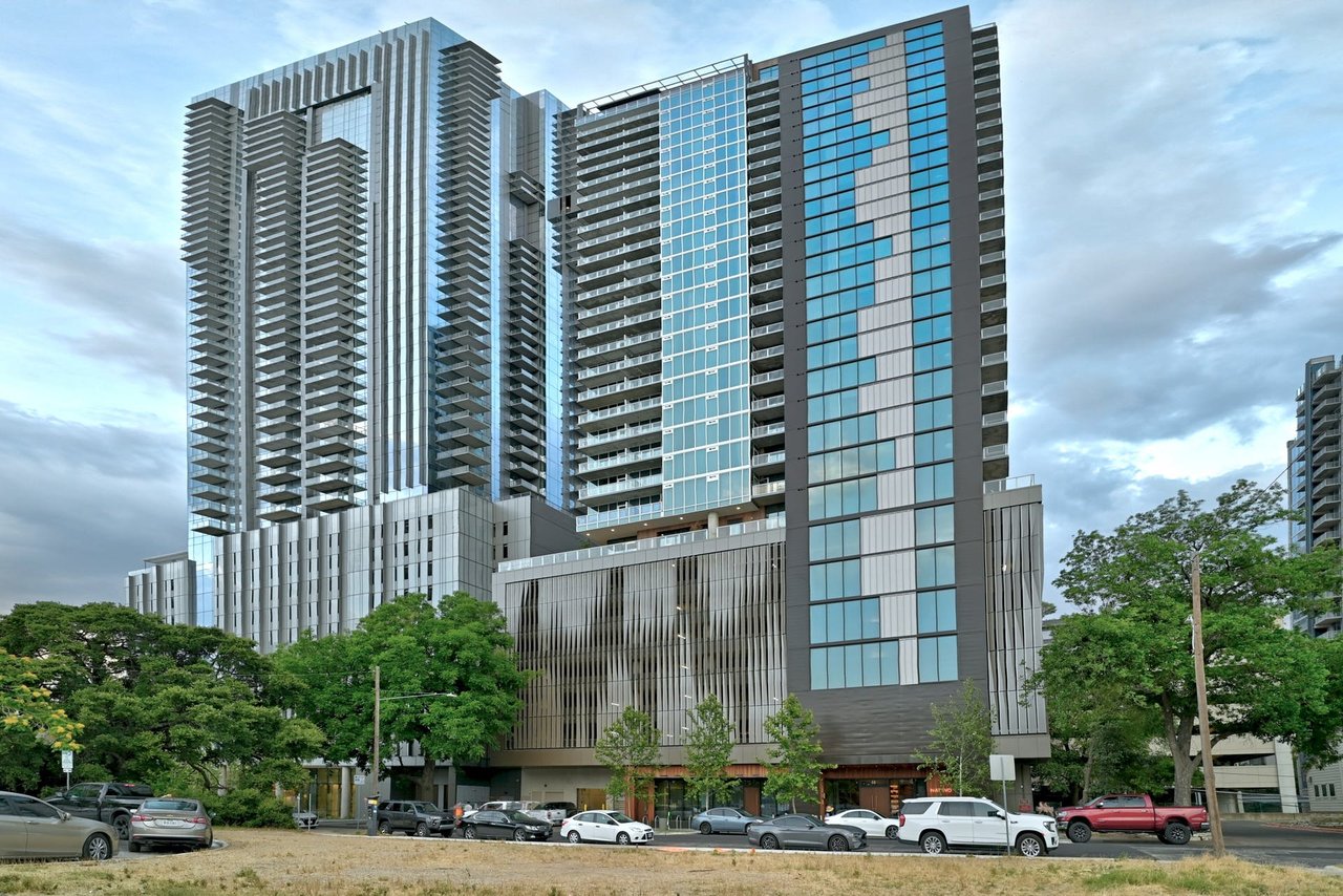 48 East Avenue #1310