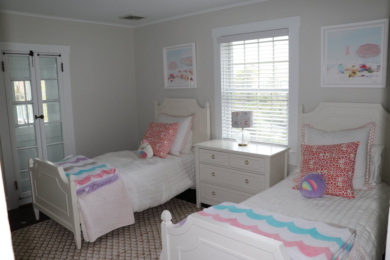 A Classic Bay Header with a Pool House