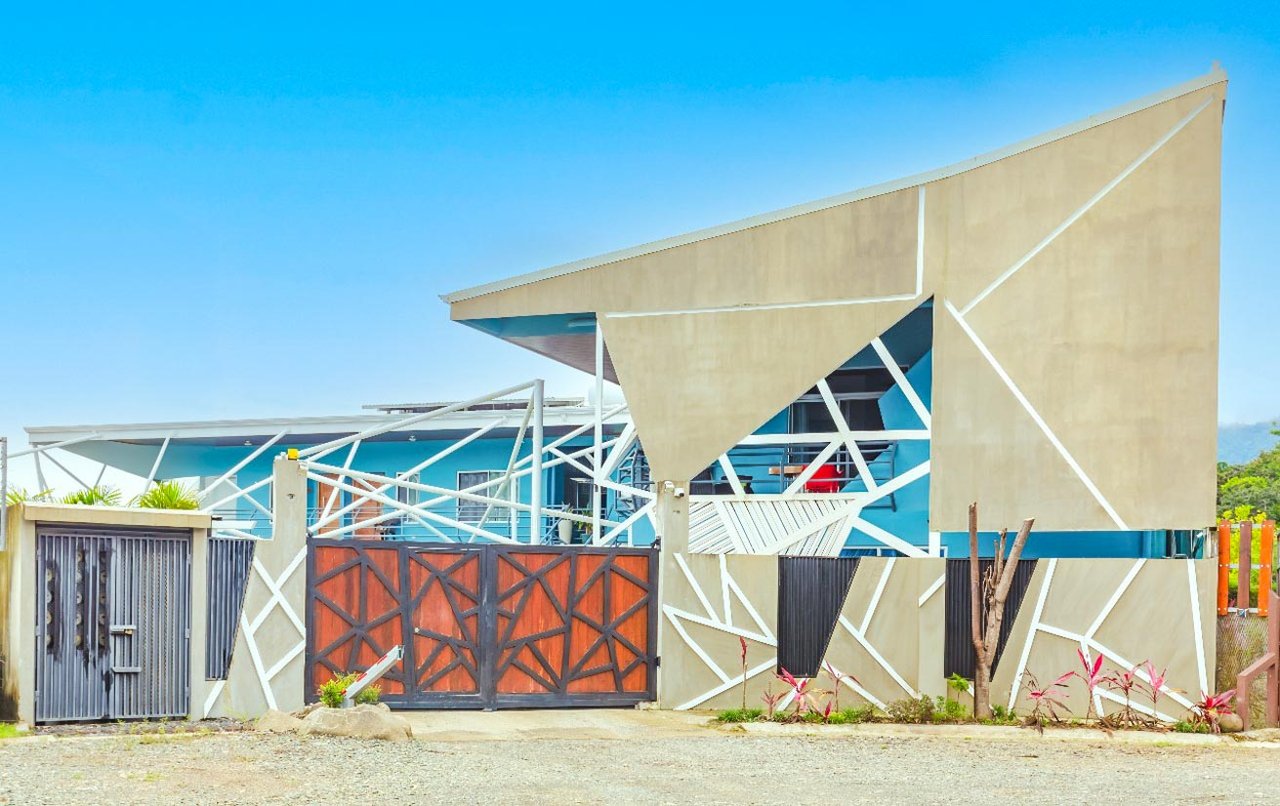 Resort-Hotel for Sale in Uvita – 12 Two-Bedroom Apartments & Pool