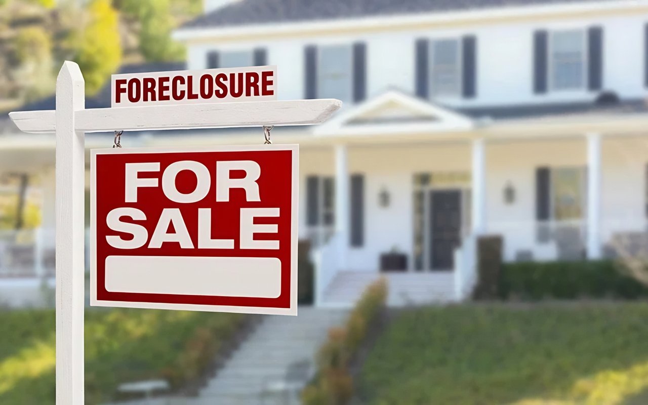 Thinking About Buying a Foreclosure?