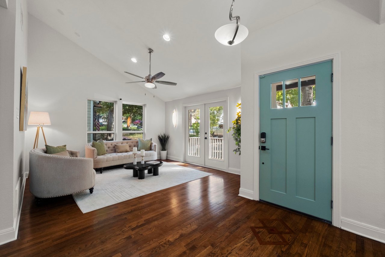 A Slice of Texas Charm in Alamo Heights