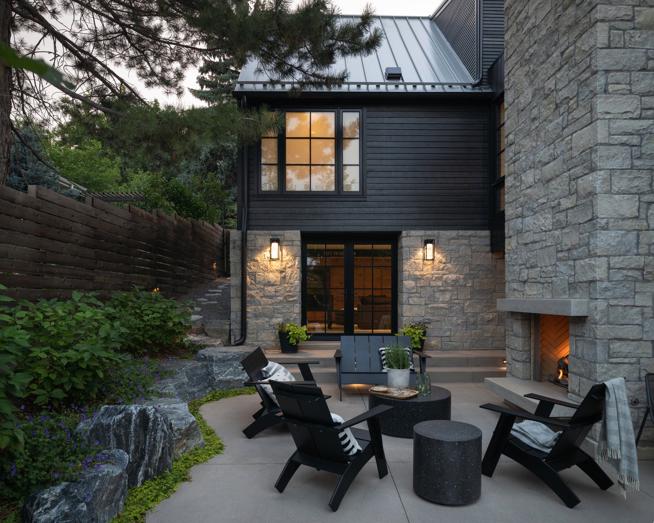 2828 4th Street