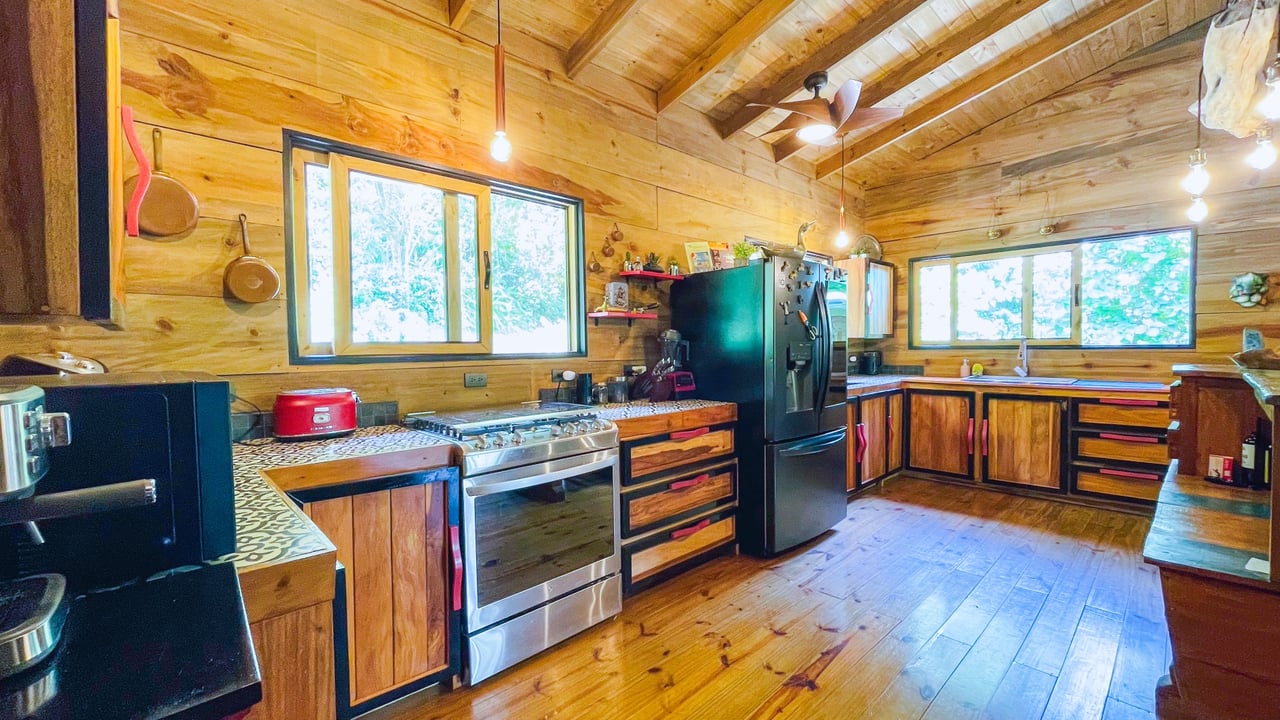 Mountain Chalet on 6.3 Acres with Stables & Panoramic Views