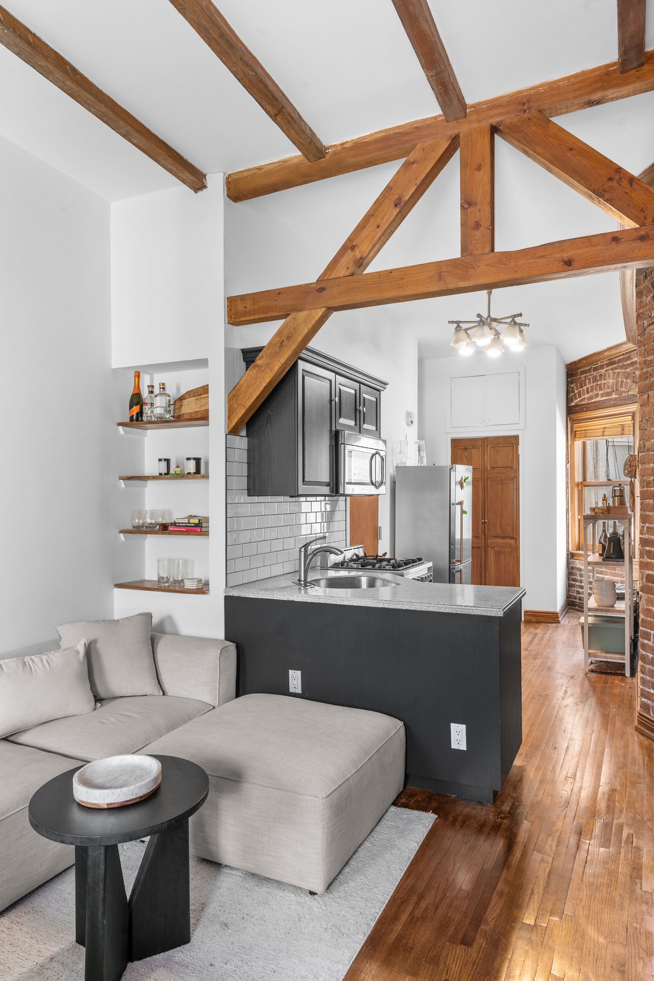 Chelsea Studio with Style