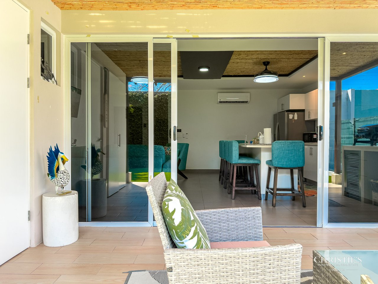 Ciudad del Mar Modern Home - South Jaco Beach 
